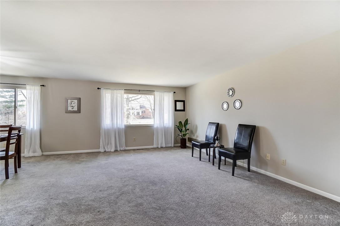7855 Rain Tree Road Centerville, OH 45459 - Photo 8 of 43 Gallery Image 8