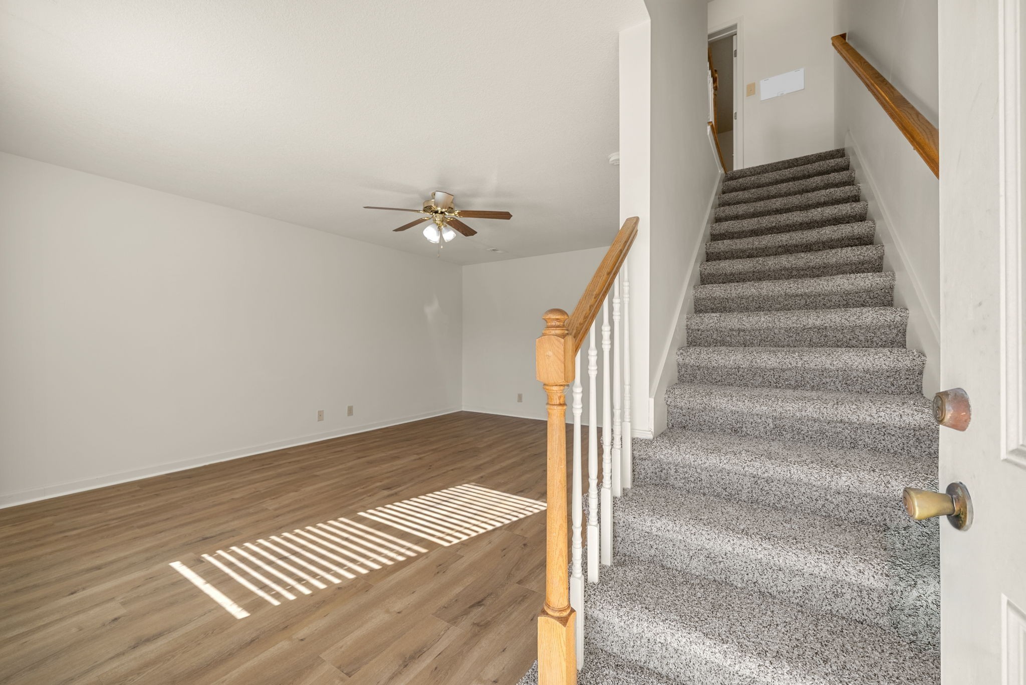 507 Peachers Ridge Road, Unit B Clarksville, TN 37042 - Photo 2 of 14