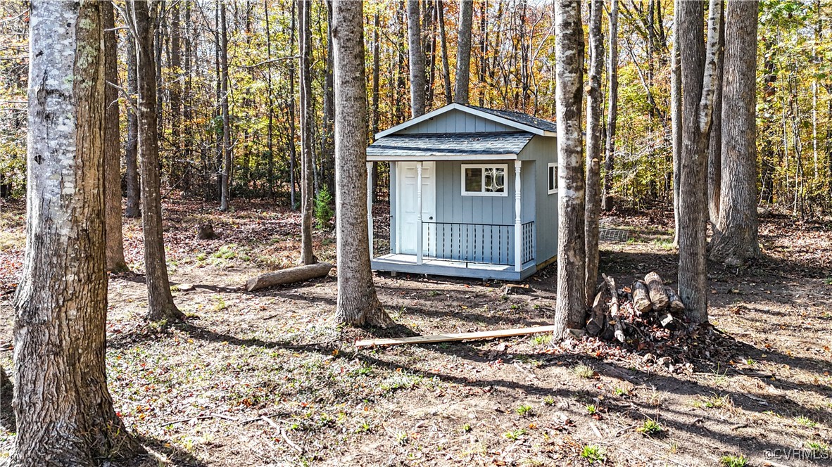 219 Barlow Road Williamsburg, VA 23188 - Photo 49 of 50 a front view of a house with garden
