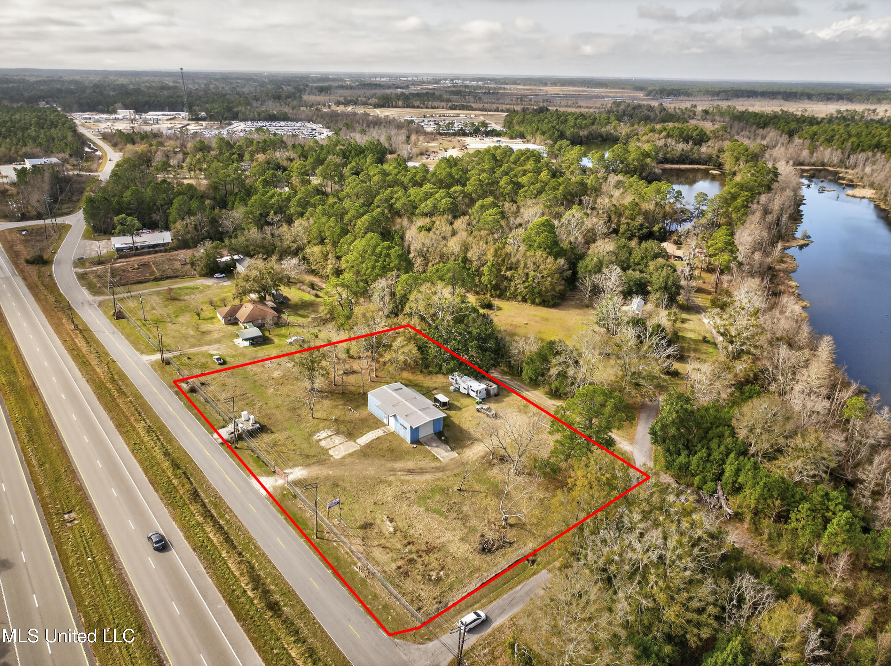 8735 Old Stage Road Moss Point, MS 39562 - Photo 3 of 24 8735OldStageRd-7