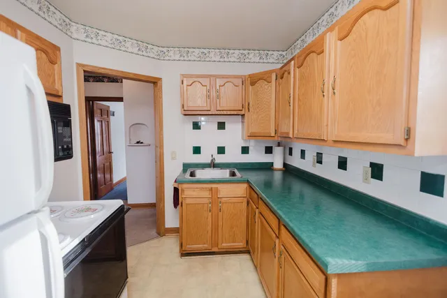 $179,900 | 327 West Merrimac Street, Dodgeville, WI 53533