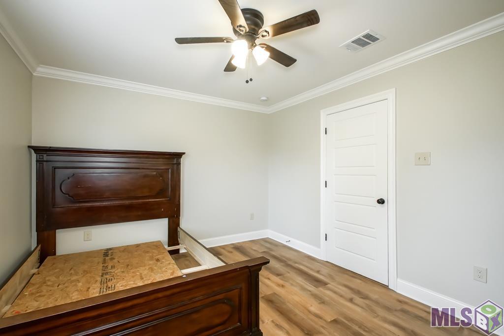 11012 Crossover Road Denham Springs, LA 70726 - Photo 17 of 30