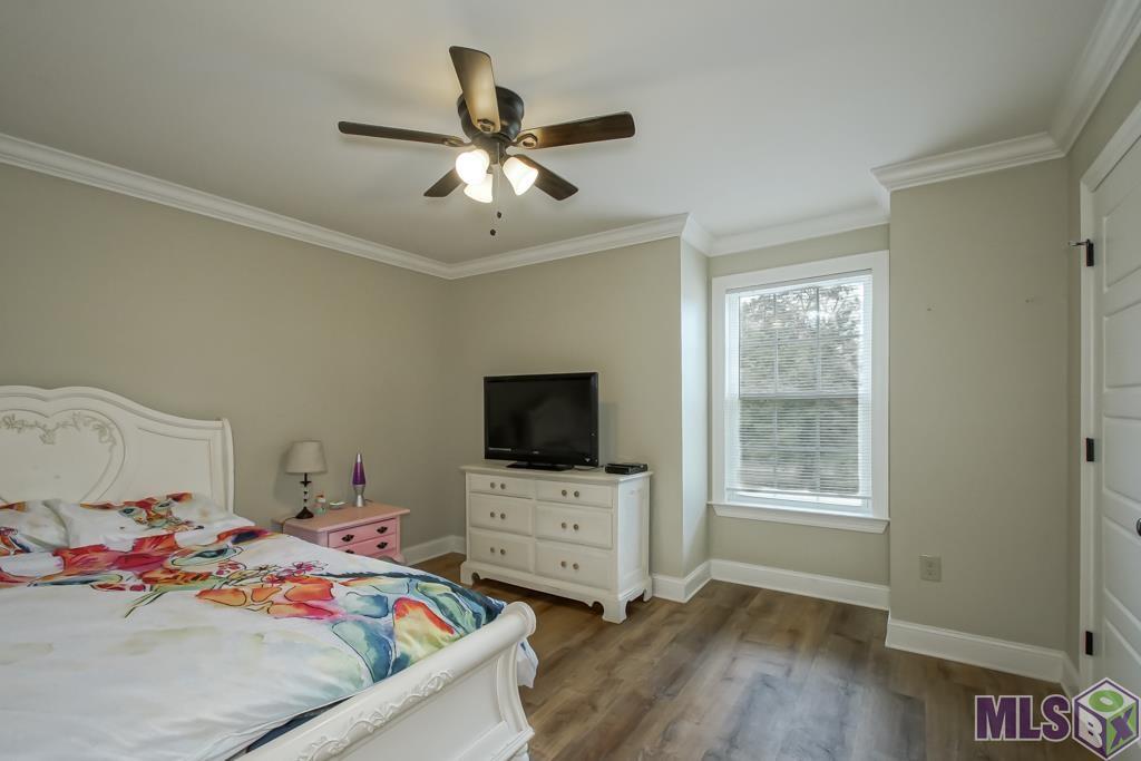 11012 Crossover Road Denham Springs, LA 70726 - Photo 20 of 30