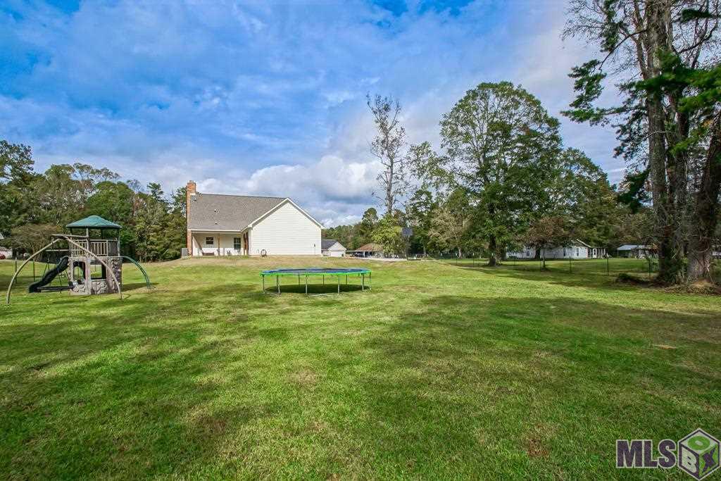 11012 Crossover Road Denham Springs, LA 70726 - Photo 26 of 30