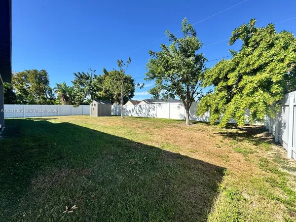 $3,500 | 209 Southeast 26th Terrace, Cape Coral, FL 33904