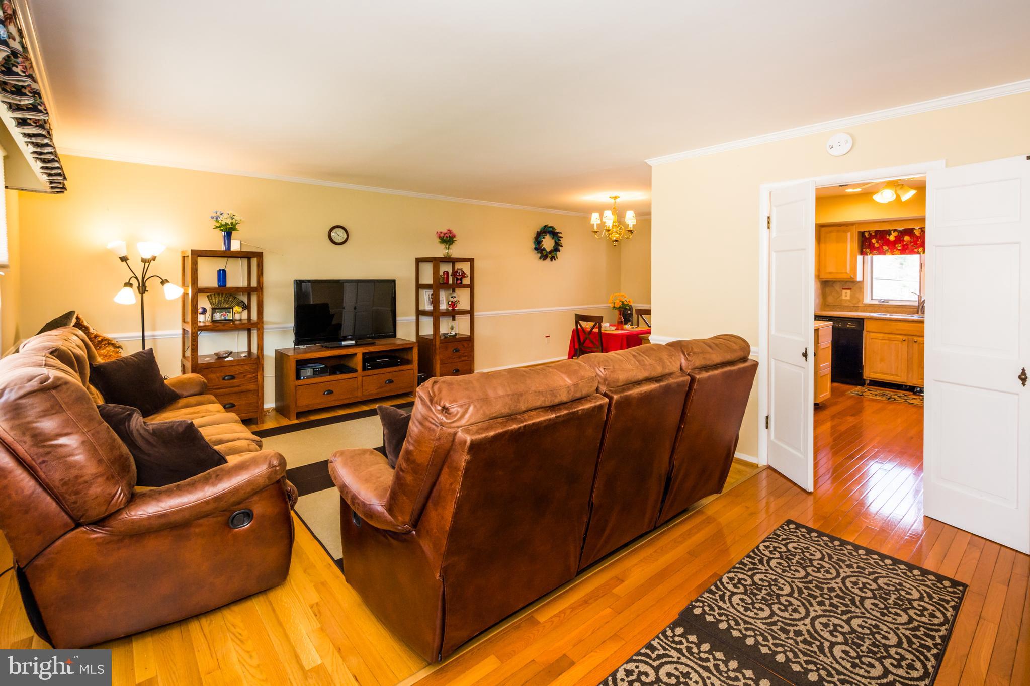 8317 Sagramore Road Baltimore, MD 21237 - Photo 12 of 42