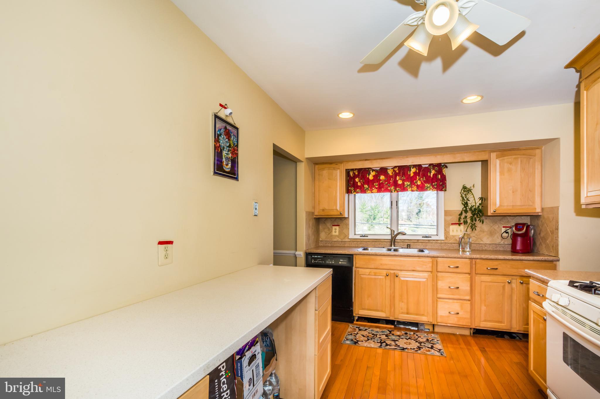 8317 Sagramore Road Baltimore, MD 21237 - Photo 15 of 42