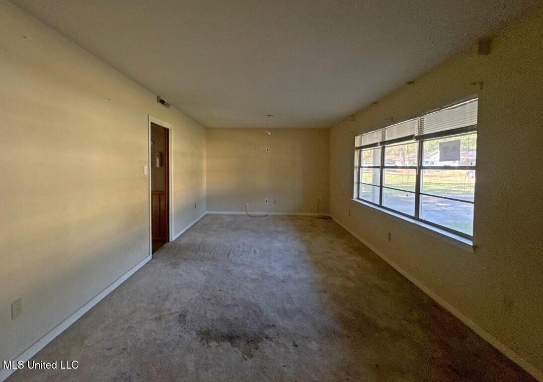 1237 Springdale Drive Jackson, MS 39211 - Photo 7 of 12 1237_9