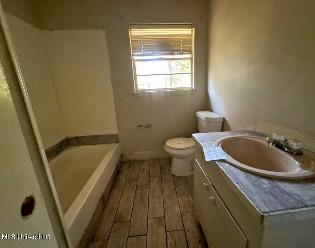 1237 Springdale Drive Jackson, MS 39211 - Photo 10 of 12 1237_7