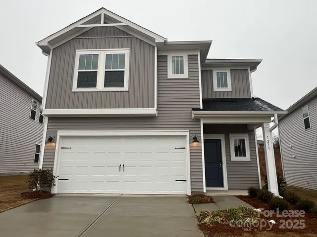 $1,850 | 1233 30th St Lane Northeast, Conover, NC 28613