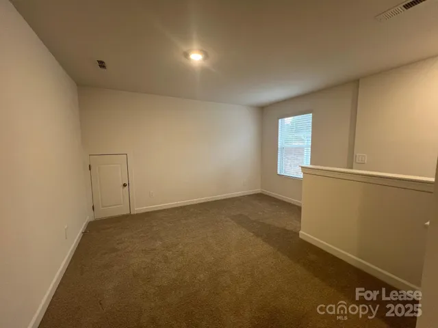 $1,850 | 1233 30th St Lane Northeast, Conover, NC 28613