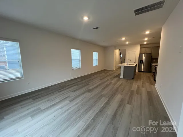 $1,850 | 1233 30th St Lane Northeast, Conover, NC 28613