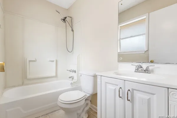 $1,250 | 4718 Casa Oro Street, San Antonio, TX 78233