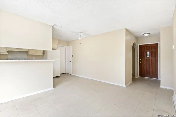 $1,250 | 4718 Casa Oro Street, San Antonio, TX 78233