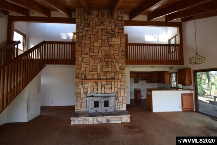 9499 Golf Club Road Southeast Aumsville, OR 97325 - Photo 7 of 21