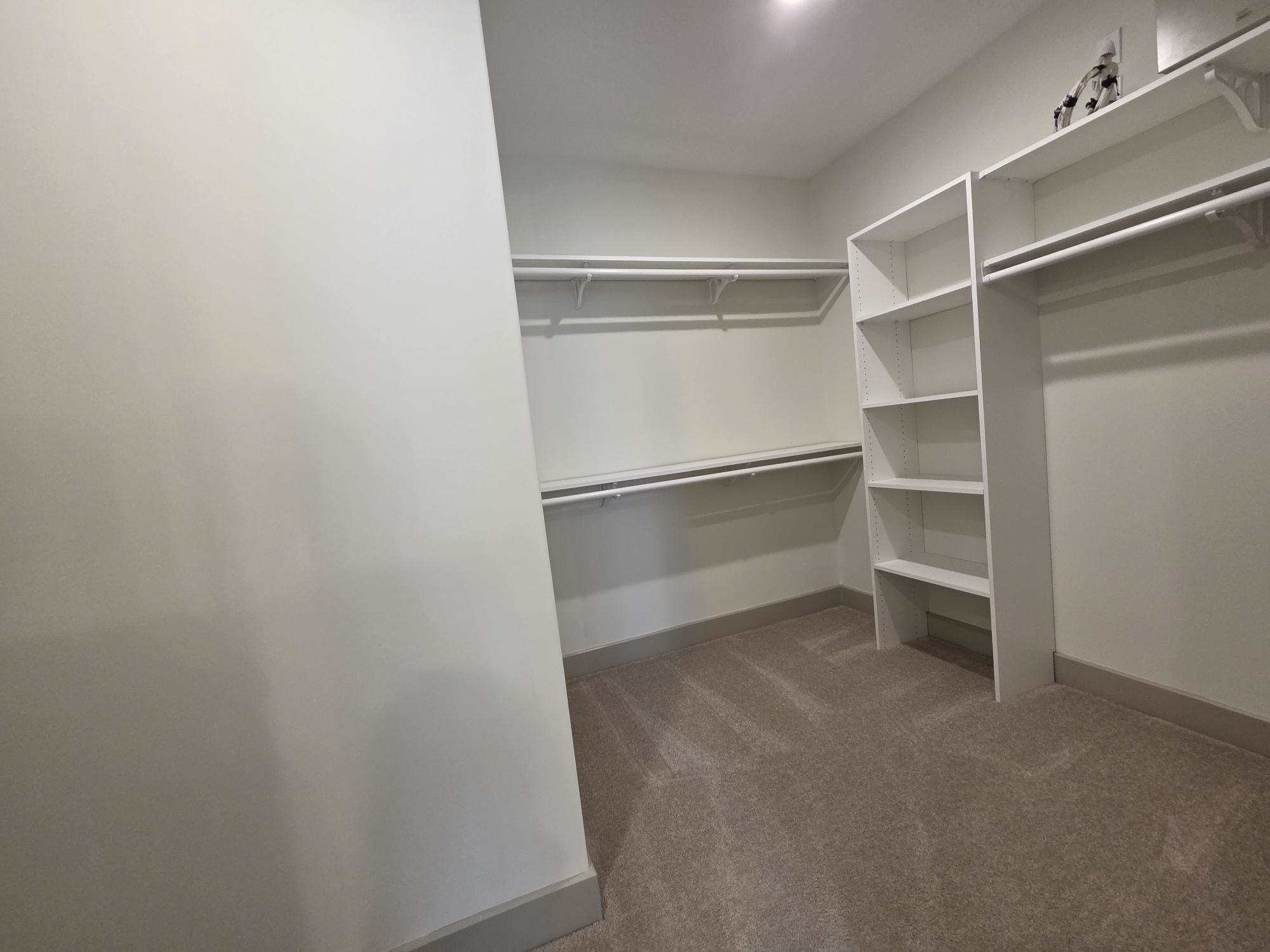 657 Mount Laurel Drive Collierville, TN 38017 - Photo 21 of 40 a view of an empty walk in closet