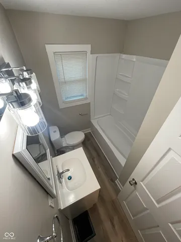 $1,395 | 41 Rosemere Avenue, Indianapolis, IN 46229