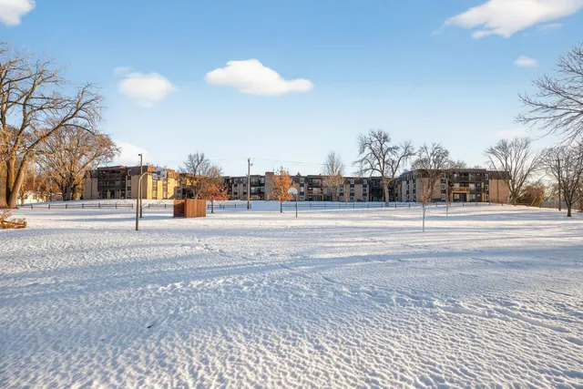 $99,000 | 4207 Lakeside Avenue North, Unit 137, Brooklyn Center, MN 55429