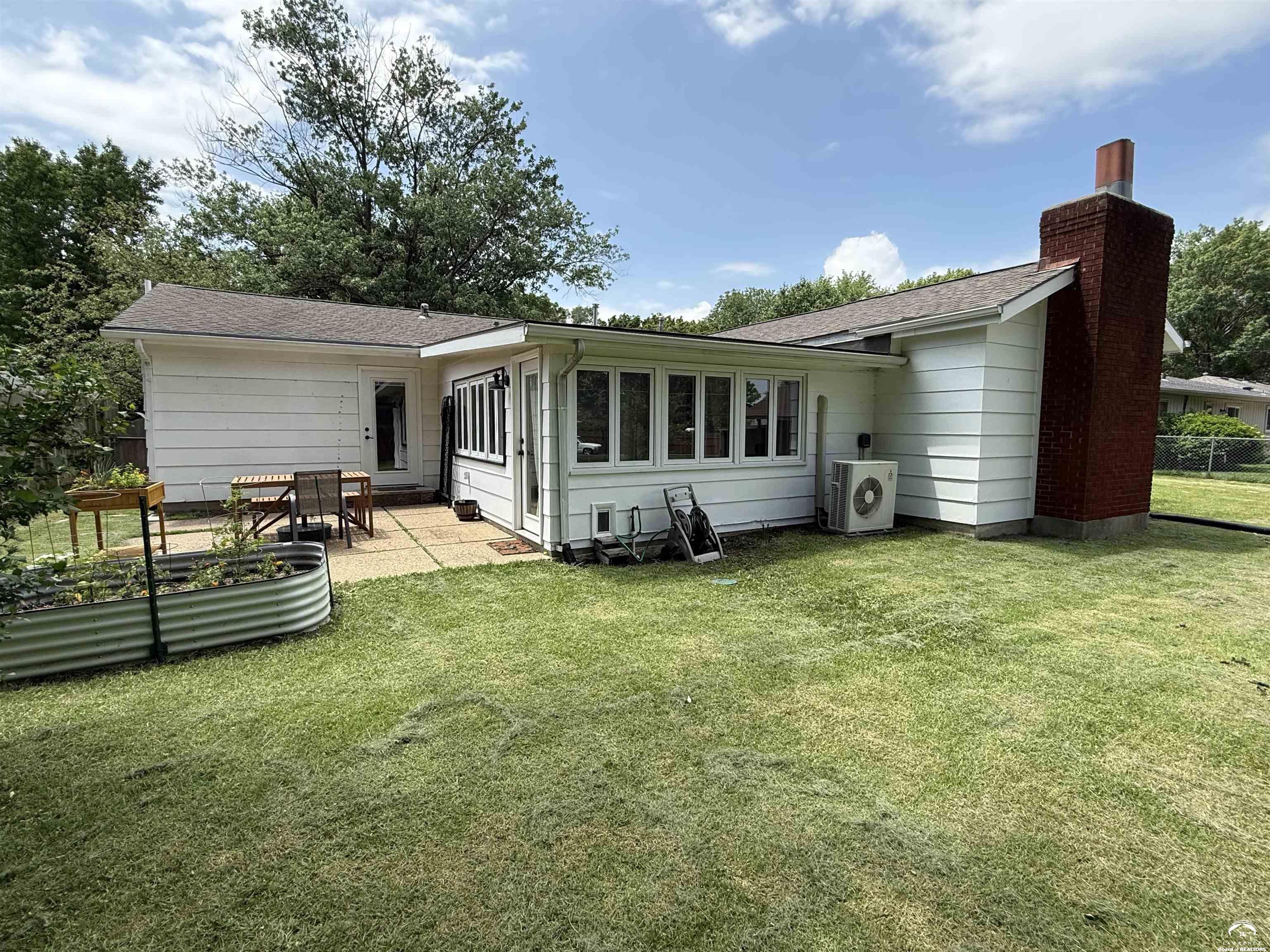 722 Randall Road Lawrence, KS 66049 - Photo 27 of 29