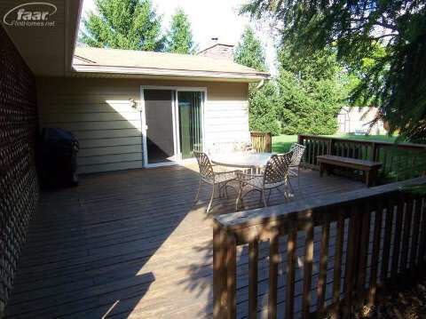 1183 Stonehenge Road Flint, MI 48532 - Photo 17 of 24 20414132-16.JPG