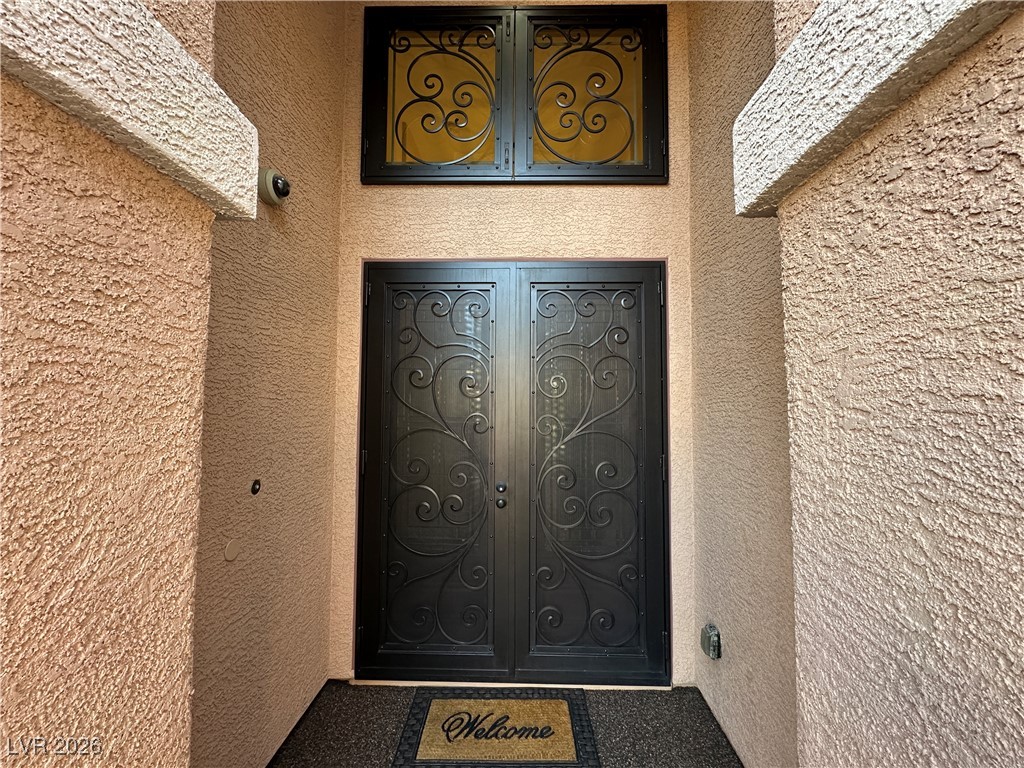 309 Goldstar Street Henderson, NV 89012 - Photo 4 of 46 Security door.