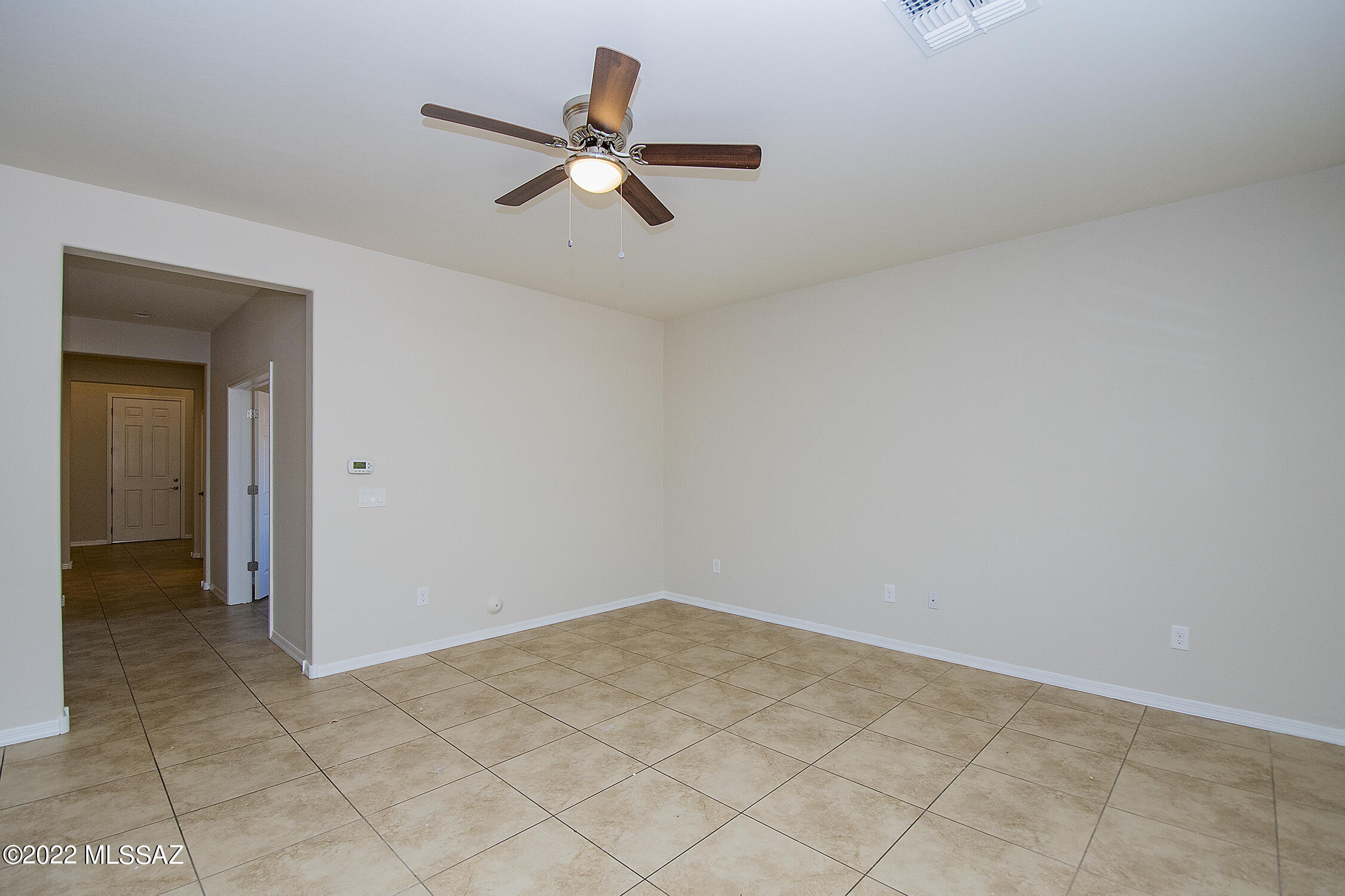 39081 South Running Roses Lane Tucson, AZ 85739 - Photo 11 of 43