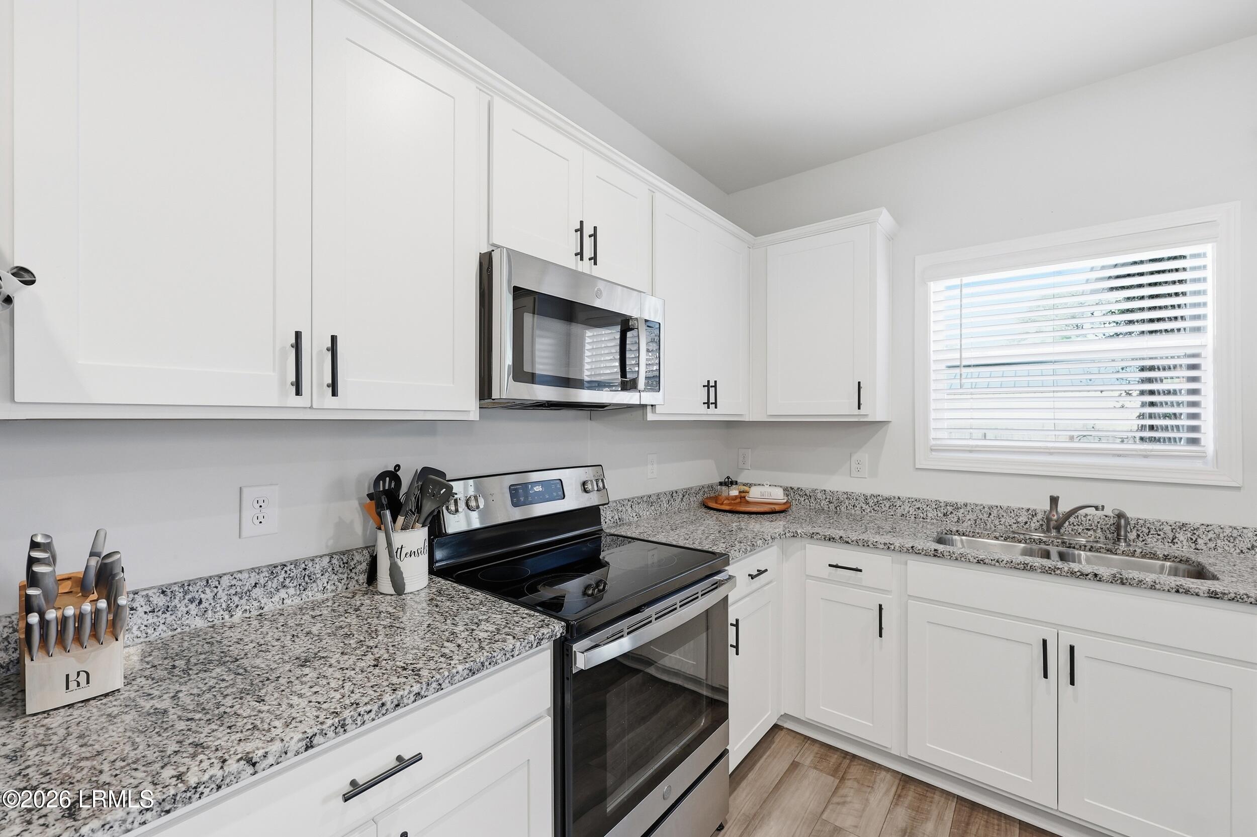 81 Chestnut Street Beaufort, SC 29906 - Photo 12 of 44 11_ru4a1067