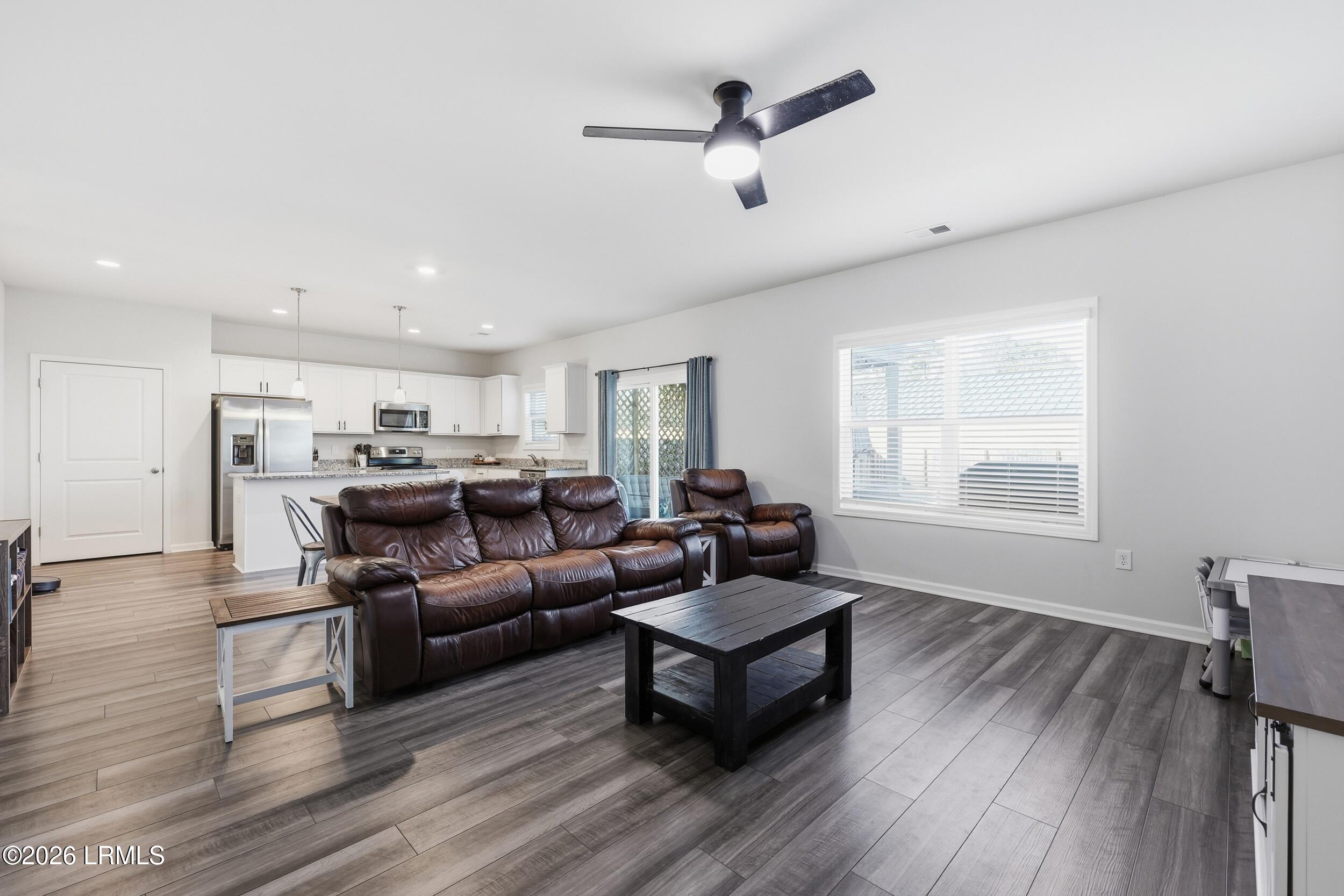 81 Chestnut Street Beaufort, SC 29906 - Photo 5 of 44 4_ru4a1092