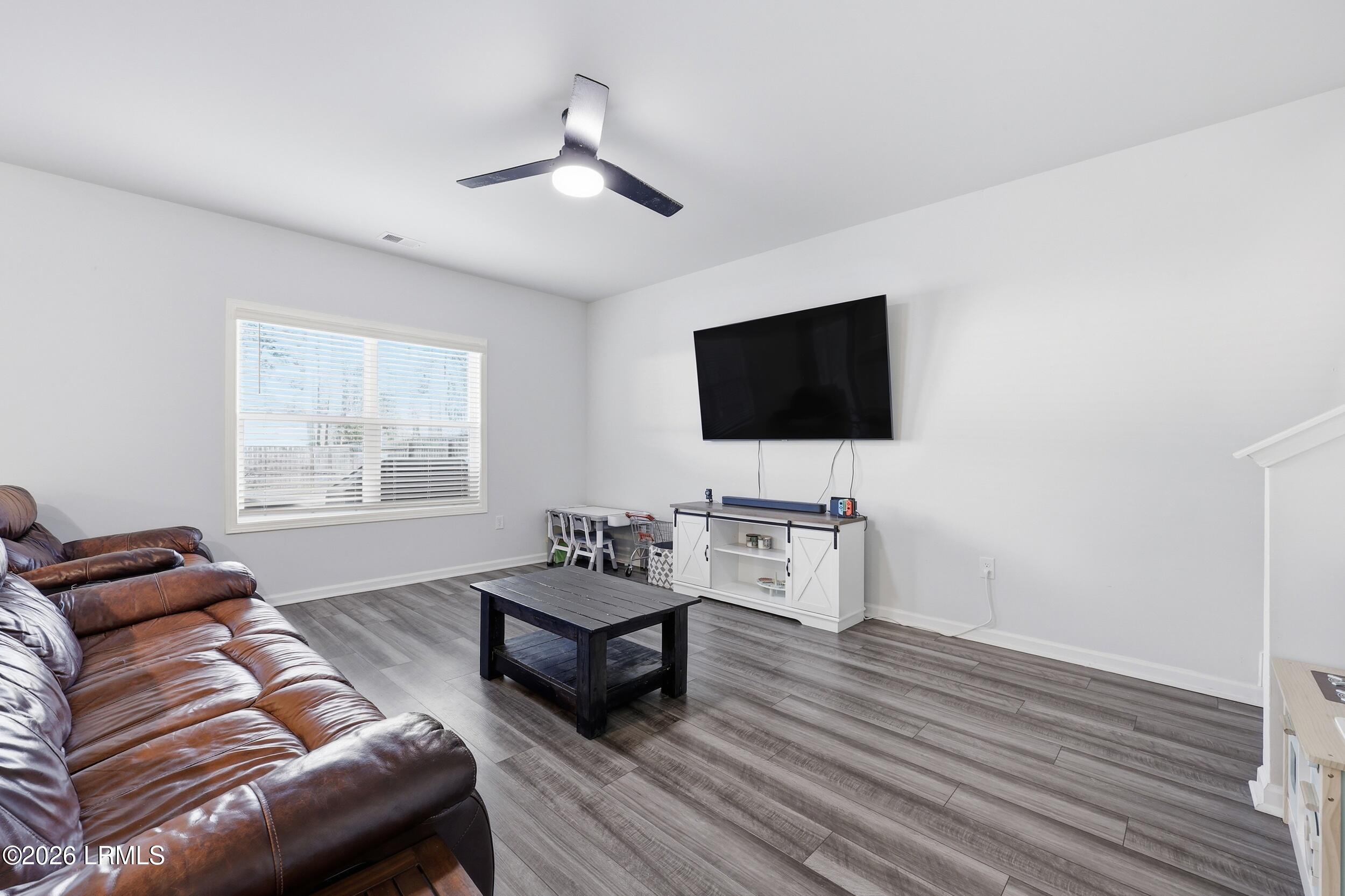 81 Chestnut Street Beaufort, SC 29906 - Photo 6 of 44 5_ru4a1087