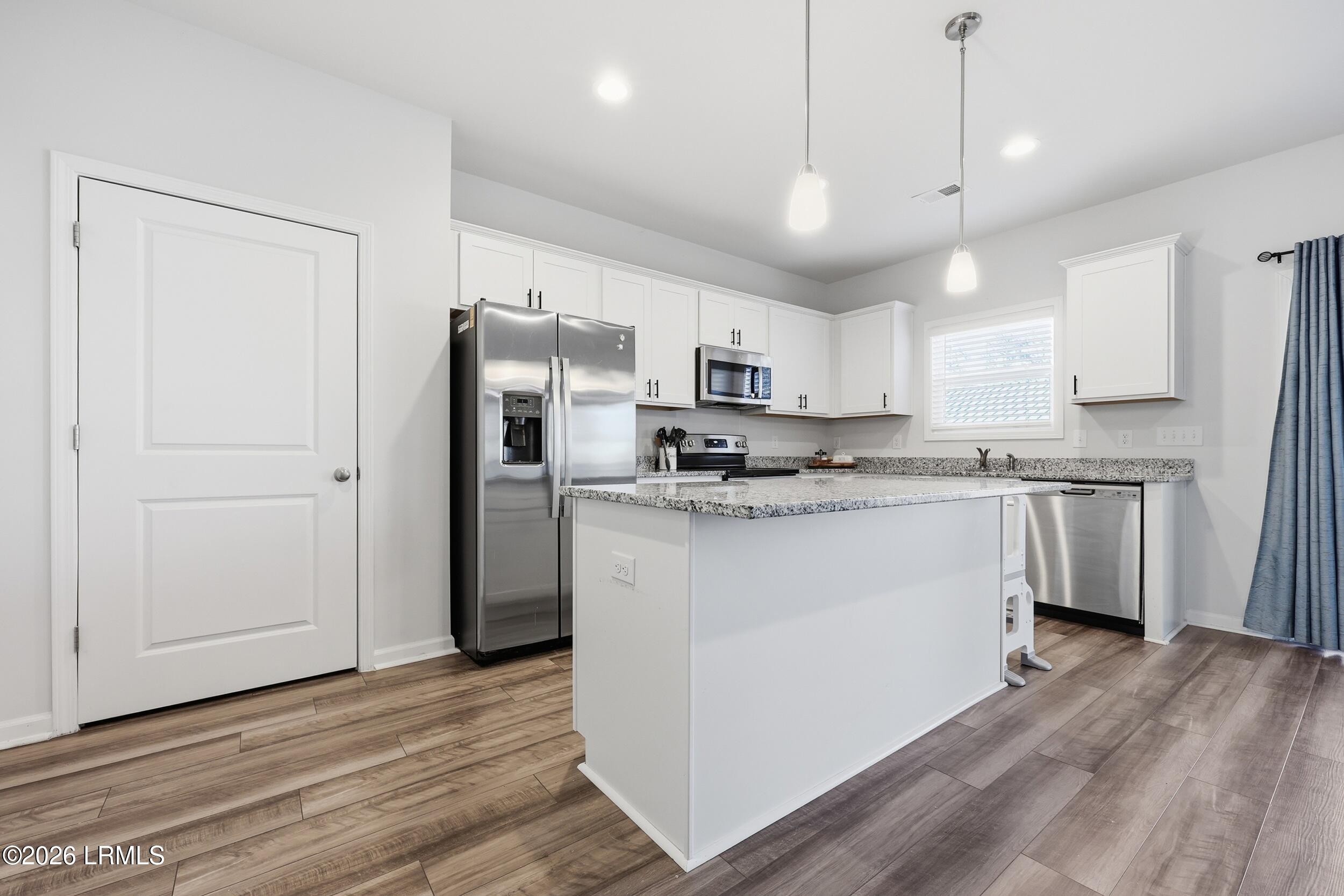 81 Chestnut Street Beaufort, SC 29906 - Photo 10 of 44 9_ru4a1052