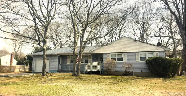 $869,000 | 51 Gravel Hill Road, Hampton Bays, NY 11946