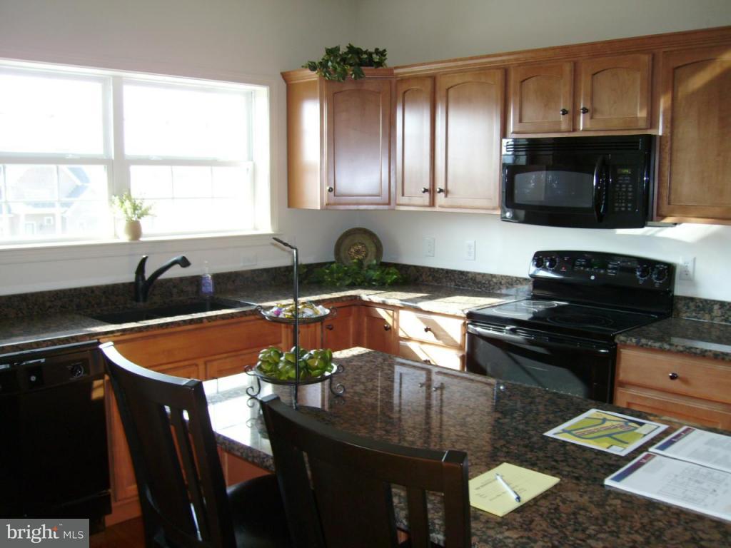 616 Petersburg Road, Unit 122 Lancaster, PA 17601 - Photo 8 of 11