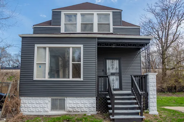 $265,000 | 7049 South Kimbark Avenue, Chicago, IL 60637