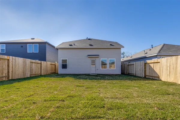 $1,875 | 1528 Sunset Ridge Drive, Conroe, TX 77303