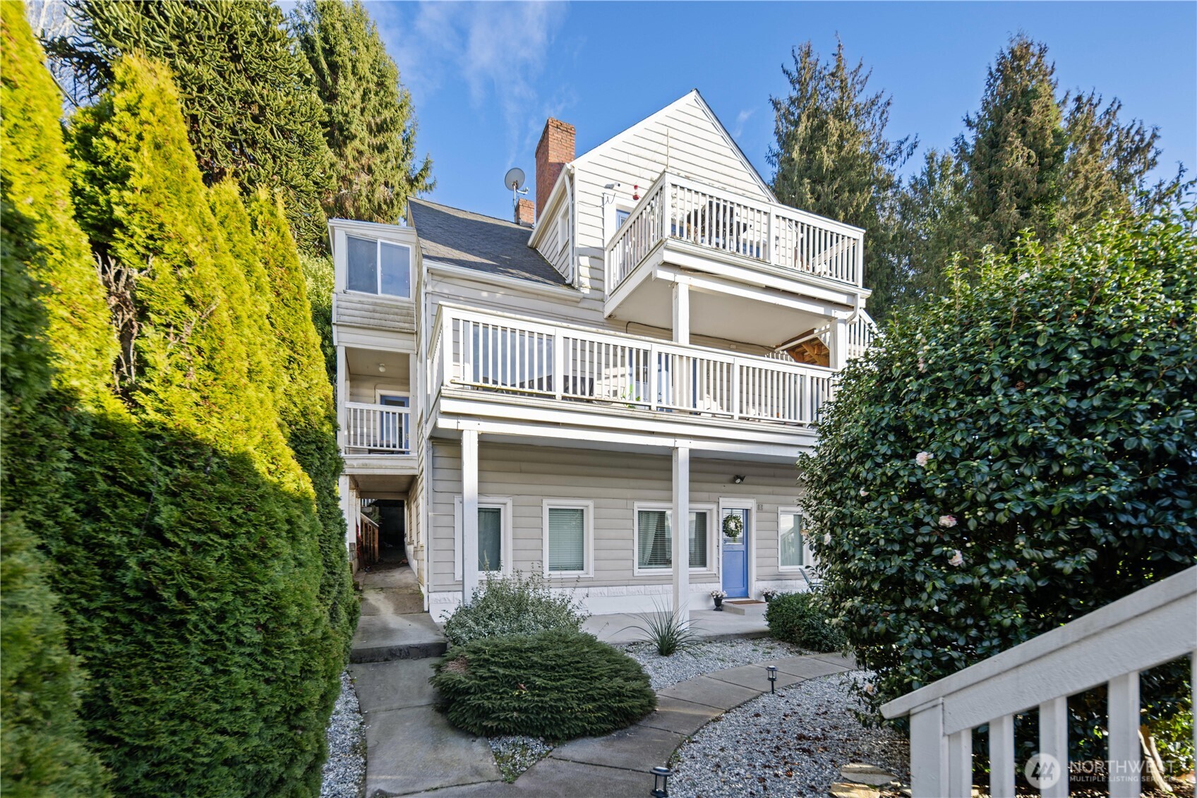1788 Alki Avenue Southwest Seattle, WA 98116 - Photo 8 of 38