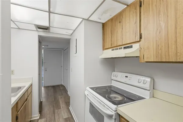 $159,900 | 100 Sweetgum Woods Court, Unit 9B, Deltona, FL 32725