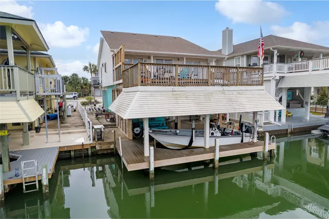 $3,500 | 1114 Tiki Drive, Tiki Island, TX 77554