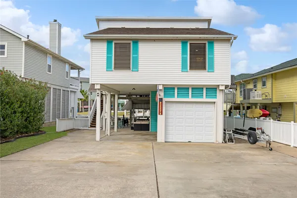 a view of a house with a garage and garage