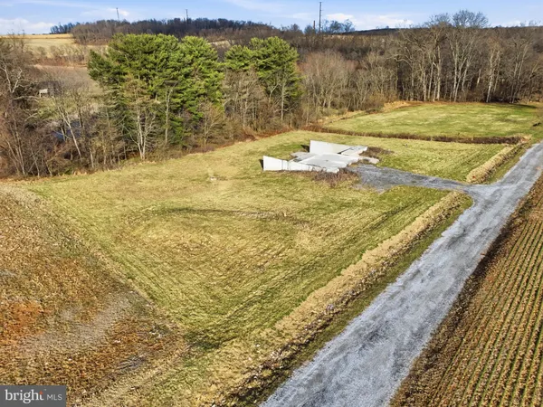 $599,000 | 5086 Lakewood Lane, Stewartstown, PA 17363