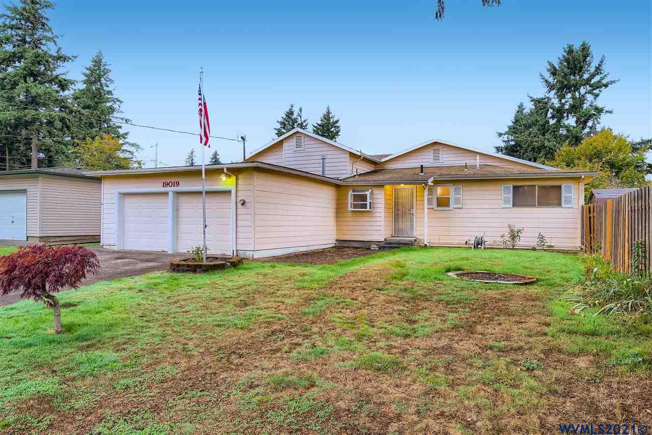 19019 Northeast Davis Street Portland, OR 97230 - Photo 1 of 26