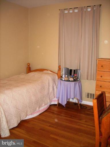 12 Alston Road Lutherville-Timonium, MD 21093 - Photo 3 of 16 Bedroom #2