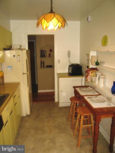 12 Alston Road Lutherville-Timonium, MD 21093 - Photo 8 of 16 Kitchen #2
