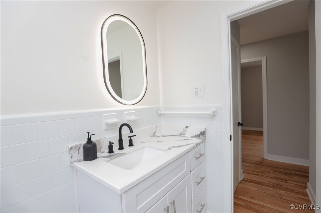 6626 Willson Road Henrico, VA 23231 - Photo 30 of 43 a bathroom with a sink and a mirror