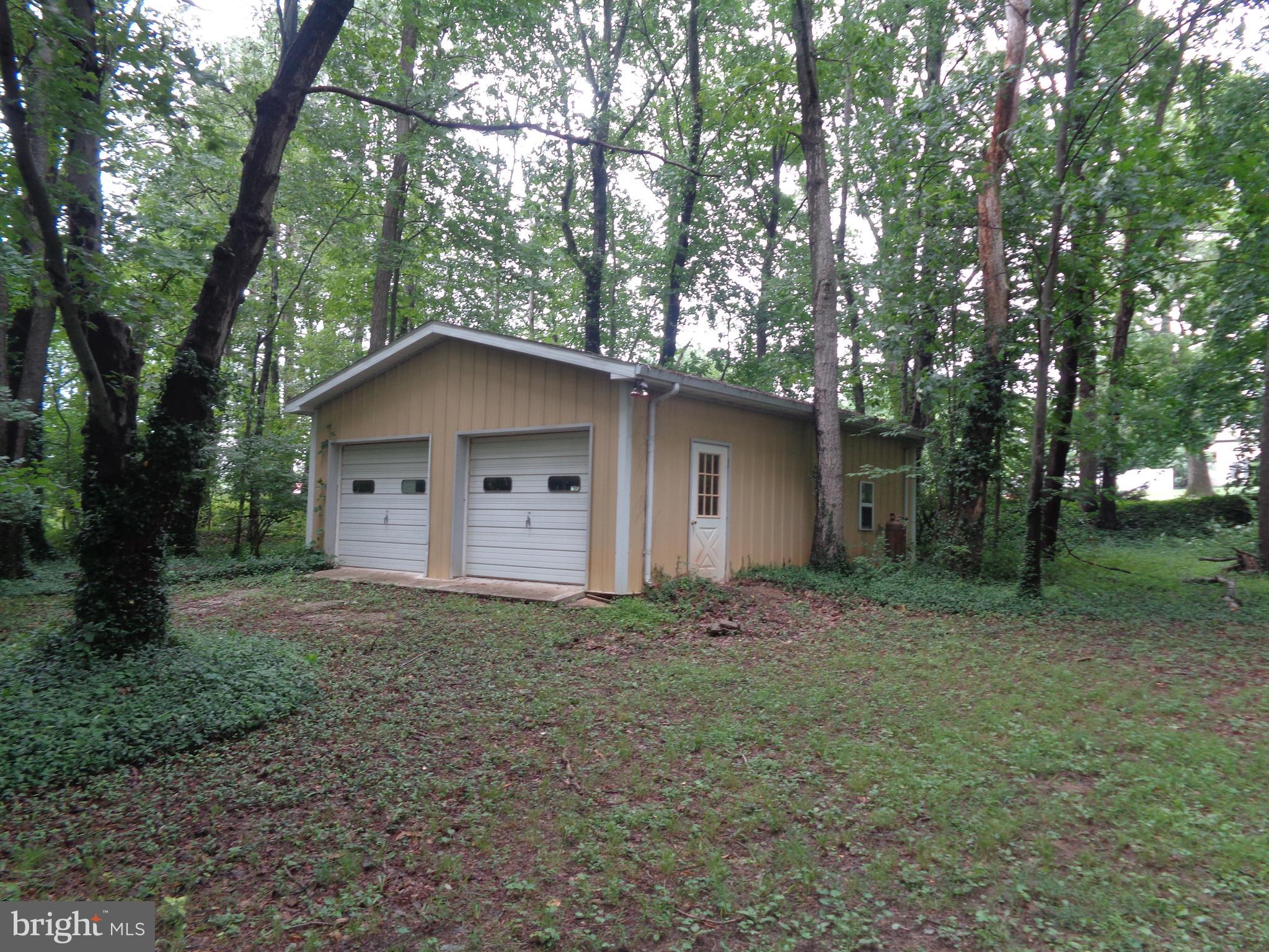 4700 Babylon Road Taneytown, MD 21787 - Photo 28 of 50 Two car garage