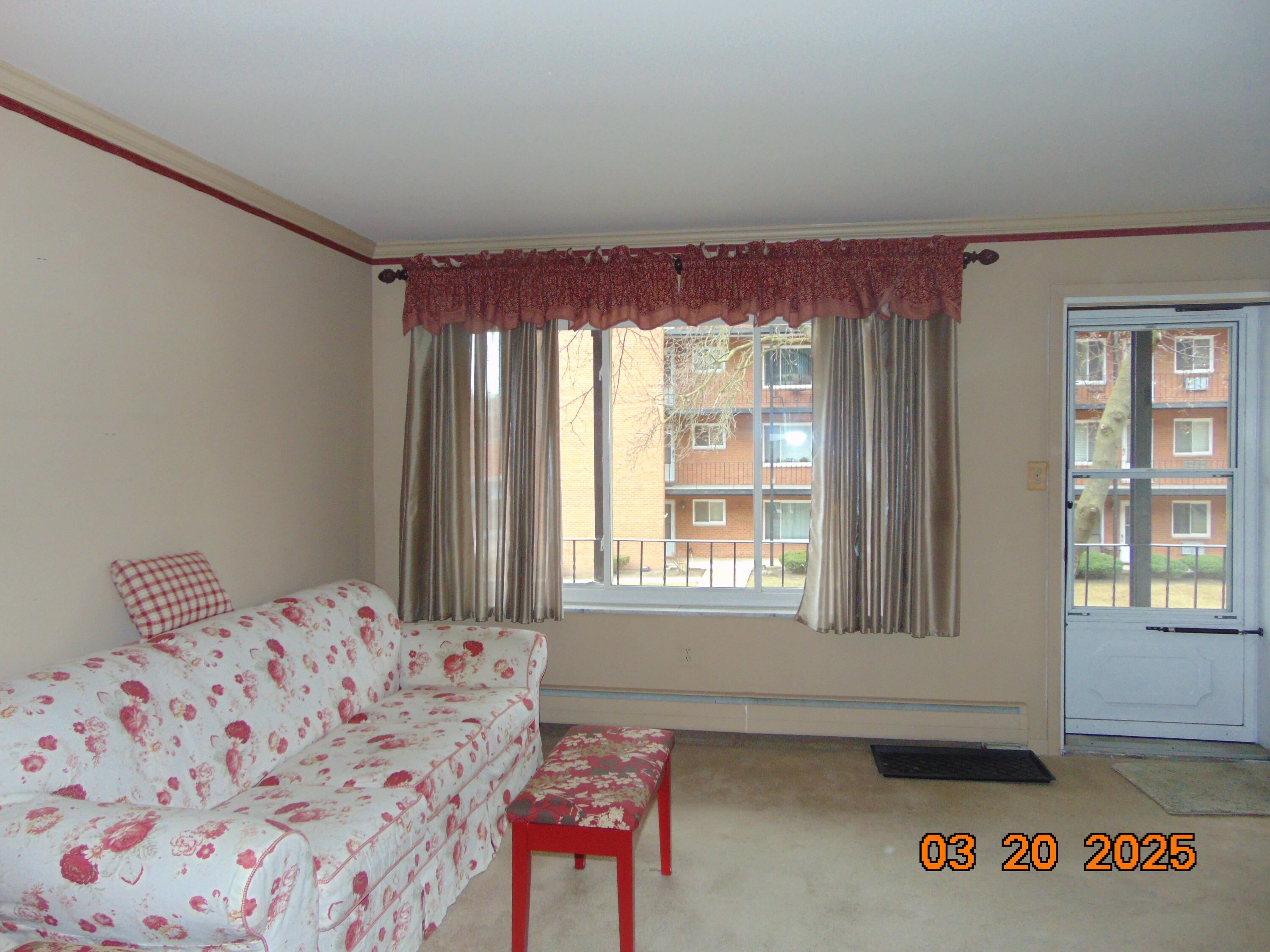 2915 West 13 Mile Road, Unit 209 Royal Oak, MI 48073 - Photo 12 of 28 13 mile 22