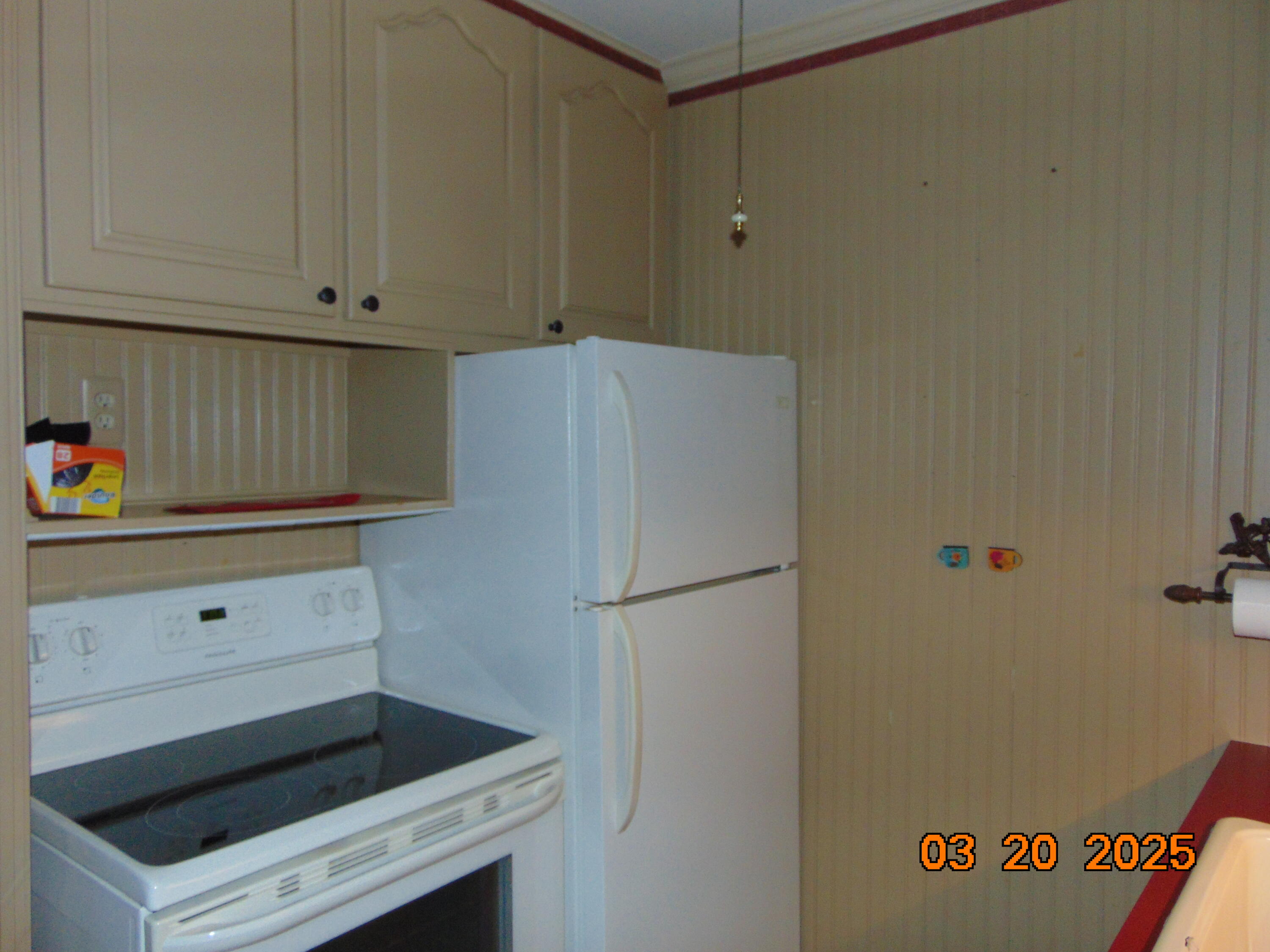 2915 West 13 Mile Road, Unit 209 Royal Oak, MI 48073 - Photo 15 of 28 13 mile 17