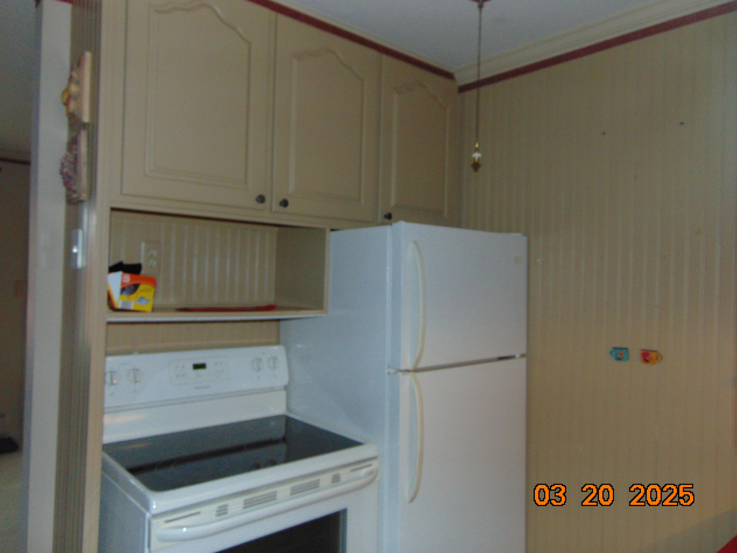 2915 West 13 Mile Road, Unit 209 Royal Oak, MI 48073 - Photo 16 of 28 13 mile 23