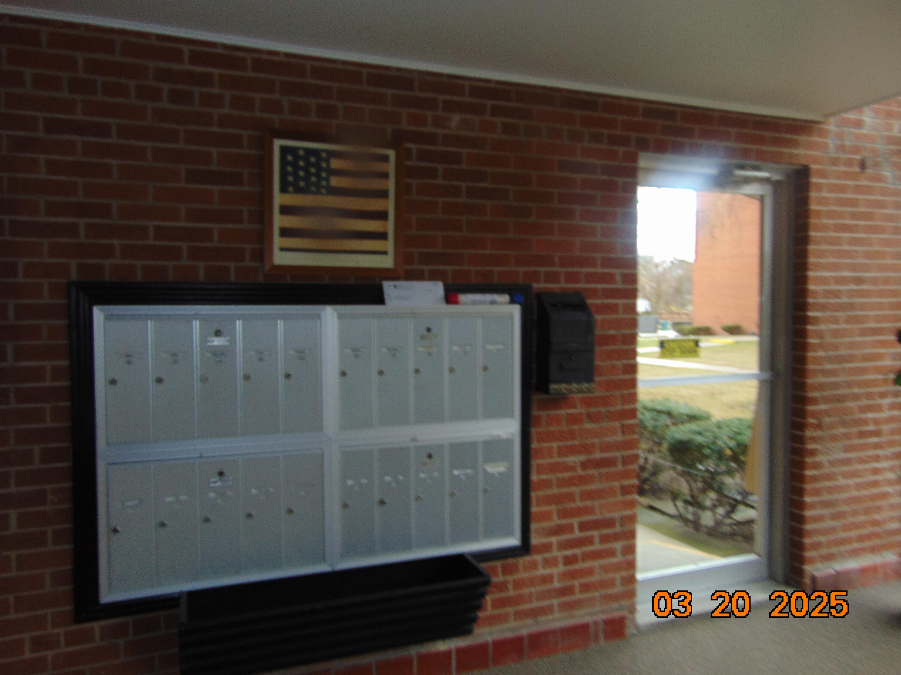 2915 West 13 Mile Road, Unit 209 Royal Oak, MI 48073 - Photo 6 of 28 13 mile 3