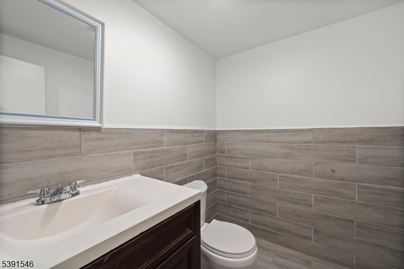 168 Sherman Avenue Newark, NJ 07114 - Photo 15 of 29