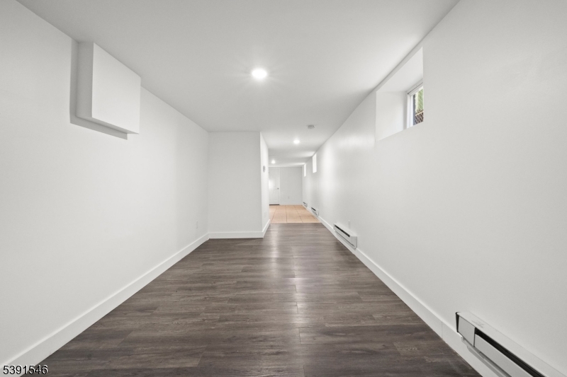 168 Sherman Avenue Newark, NJ 07114 - Photo 21 of 29